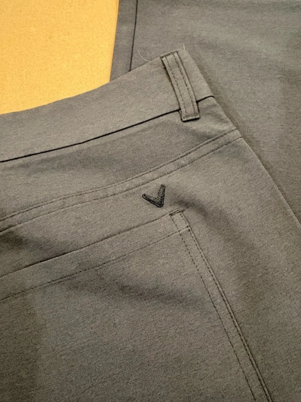 Callaway Men’s Performance Golf Pants Dark Grey Size 38x30 NWT